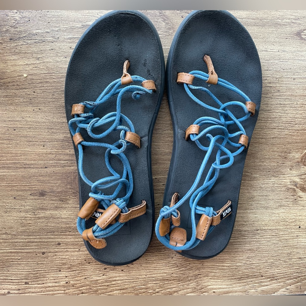 Teva Voya Infinity Sandals